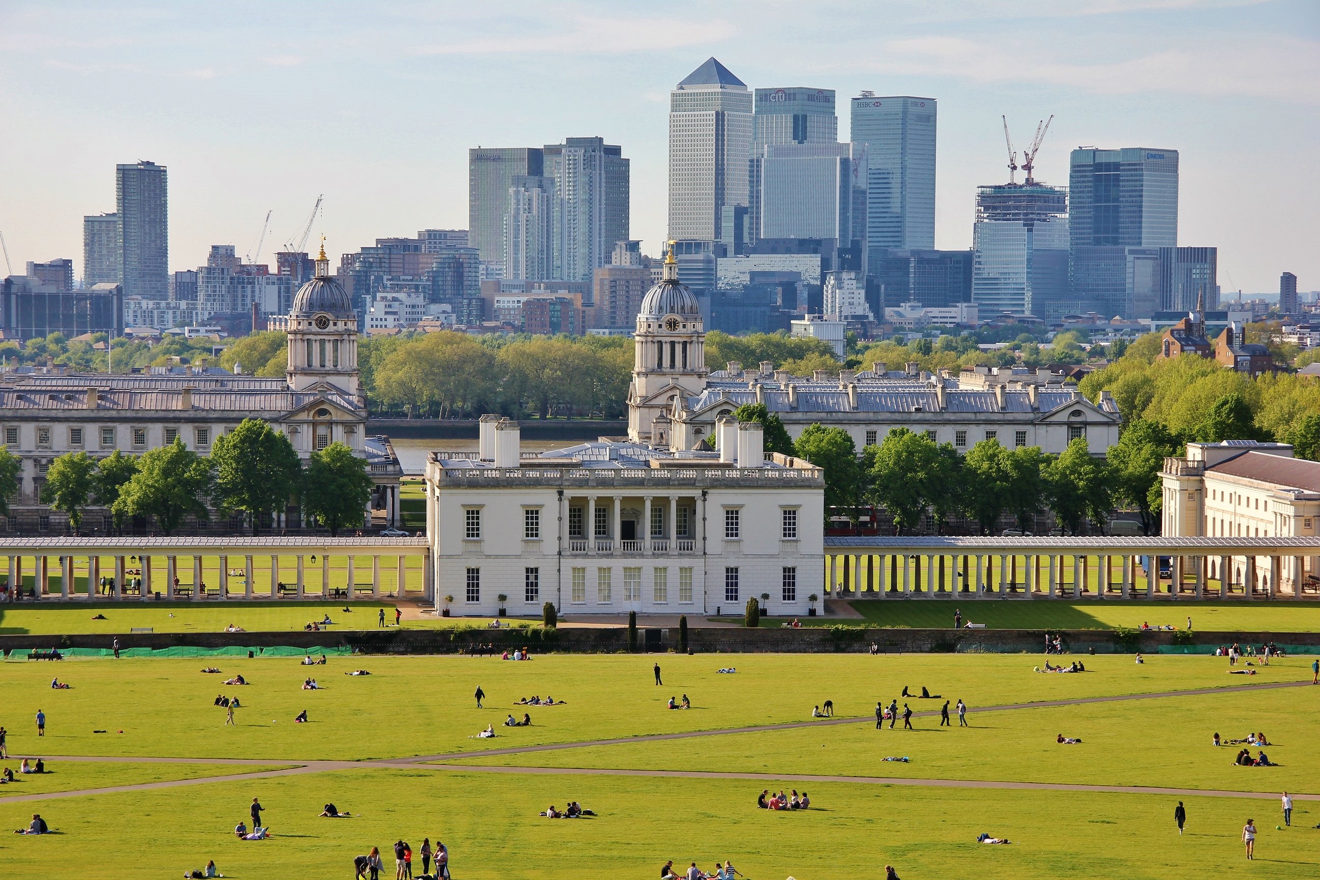 Greenwich london. Гринвичский парк Англия. Королевский Боро Гринвич.. Гринвич парк Британия. Лондонский марафон Гринвичский парк.